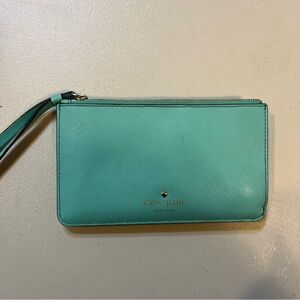Kate Spade Karolina Green Saffiano Leather Clutch Wristlet Wallet